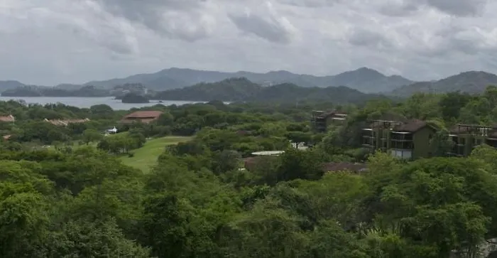 Ferienhaus Cozy 1br With Partial Ocean View - Roble Sabana - Reserva Conchall