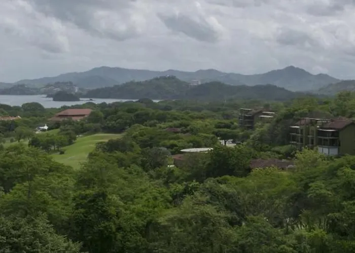 Cozy 1br With Partial Ocean View - Roble Sabana - Reserva Conchall * Playa Conchal
